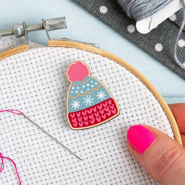 Bobble Hat Magnetic Needle Minder – Brooklyn Craft Company