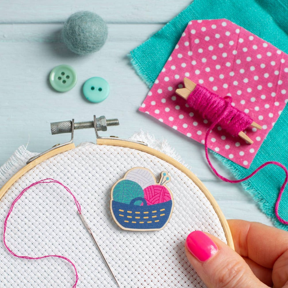 Needle Minders – Stitch To The Past
